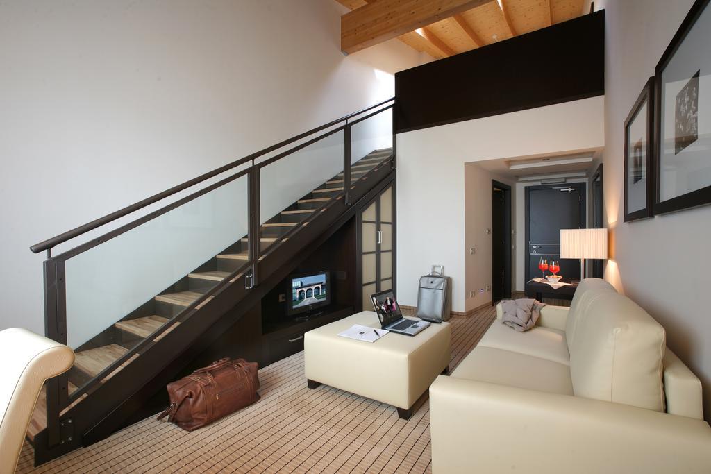Hotel & Residence Villa Bartolomea Екстериор снимка